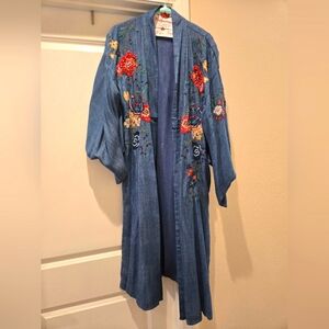 Embroidered Blue Kimono